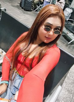 LUND SUCKER DIYASEN - Transsexual escort in Mumbai Photo 24 of 24