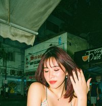 Lunia - Transsexual escort in New Delhi Photo 11 of 15
