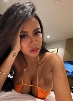 Miku - escort in Al Manama Photo 2 of 6