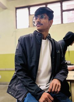 Lupin - Male escort in New Delhi Photo 2 of 3