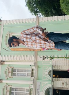 Luqmxn - Male escort in Mumbai Photo 8 of 8