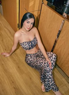 Lura Skinny a Level Full Service - puta in Dubai Photo 8 of 14