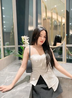 Lusi - escort in Jakarta Photo 1 of 6