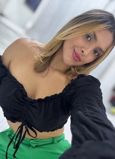 Lusia - escort in Abu Dhabi Photo 8 of 9
