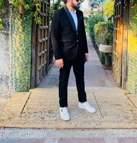 Lusifer - Acompañantes masculino in Ahmedabad