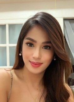 EXPLORE BEYOND LIMITS - Transsexual escort in Manila Photo 24 of 25