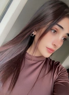 Lusty Pihu - puta in Ahmedabad Photo 7 of 16