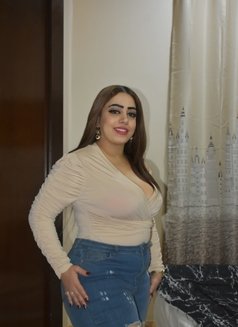 Lusy Egyptian - puta in Dammam Photo 3 of 6