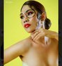 Lusyy - Acompañantes transexual in Jakarta Photo 1 of 6