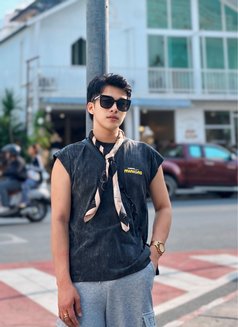 Lutter Sy - Acompañantes masculino in Manila Photo 7 of 11