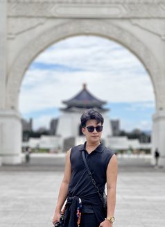 Lutter Sy - Acompañantes masculino in Manila Photo 8 of 11