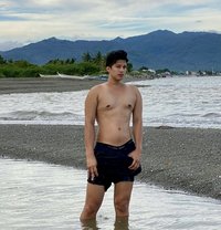 Lutter Sy - Male escort in Manila