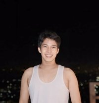 Lutter Sy - Male escort in Manila