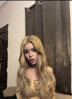Luuvrri - Transsexual escort in Davao Photo 11 of 11