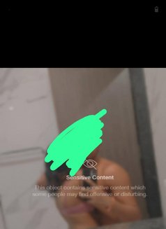 Luvkyy - Acompañantes masculino in New Delhi Photo 2 of 4