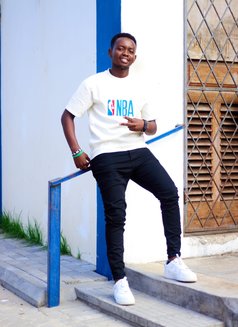 Luwi - Male escort in Mombasa Photo 9 of 9