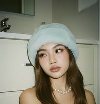 Luxuriate Spa Manila - masseuse in Manila