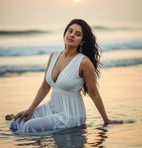 Luxurious and Vvip Models - escort in Lucknow Photo 1 of 4