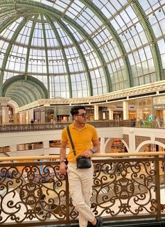 Luxury Arab Dom Boy - Male escort in Riyadh Photo 3 of 6