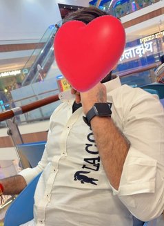 Luxury Boy - Male escort in Ahmedabad Photo 1 of 3