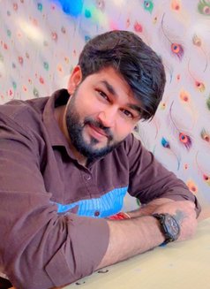 Luxury Boy - Male escort in Ahmedabad Photo 6 of 7