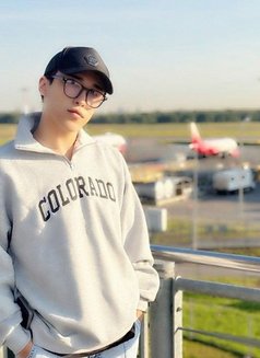 Luxury Boy - Male escort in İstanbul Photo 2 of 5