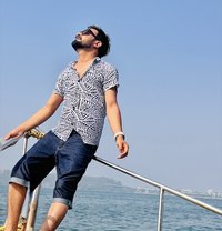 Luxury Companion for Meaningful & Elegan - Male escort in Jaipur