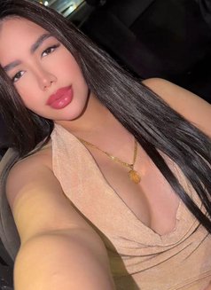 Luxury Massage Services by a Colombian - puta in Al Manama Photo 5 of 12