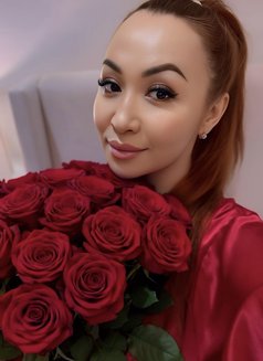 Luxury Princess - escort in Dubai Photo 3 of 11