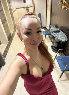 Luxury Princess - puta in Dubai Photo 9 of 15