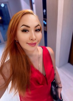 Luxury Princess - puta in Dubai Photo 2 of 25