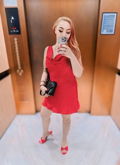 Luxury Princess - puta in Dubai Photo 3 of 25