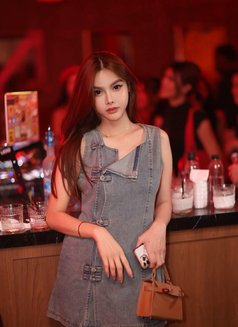 Luxury sexy model - escort in Seoul Photo 7 of 7