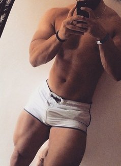Luxurytop - Male escort in Riyadh Photo 1 of 1