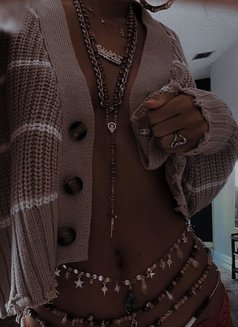 Luxxymerm - escort in Nairobi Photo 1 of 4