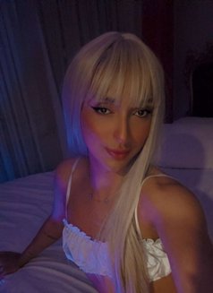Luzii - Transsexual escort in Riyadh Photo 11 of 20