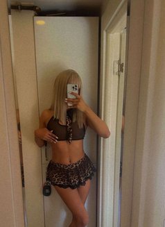 Luzii - Transsexual escort in Riyadh Photo 14 of 20
