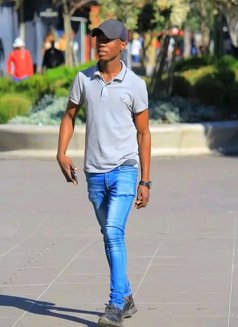 Lwandile - Male escort in Johannesburg Photo 1 of 1