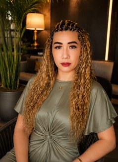 Lexi - Transsexual escort in Al Ain Photo 4 of 6