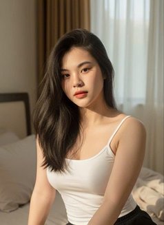 Ly Ly - escort agency in Singapore Photo 14 of 19