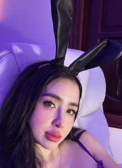 Ly Ly - Agencia de putas in Singapore Photo 5 of 10