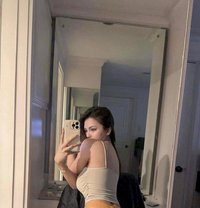 Lya work outcall - escort in Kuwait