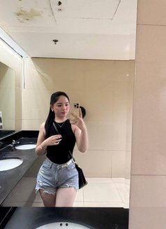 Lyaly - puta in Doha Photo 1 of 4