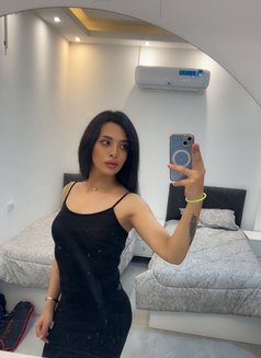 Lyda - Transsexual escort in Amman Photo 8 of 10