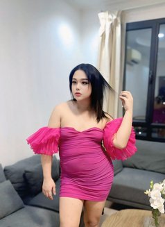 Lydia Big dick - Transsexual escort in Al Manama Photo 19 of 20