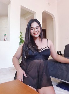 Lydi vvvip - Transsexual escort in Al Manama Photo 12 of 15