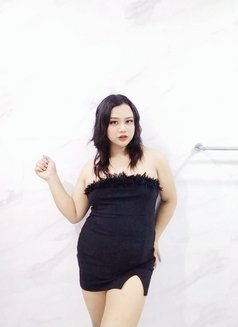 Lydia big cock - Acompañantes transexual in Al Manama Photo 11 of 15