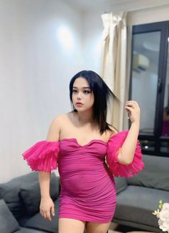 Lydia big cock - Acompañantes transexual in Al Manama Photo 15 of 15