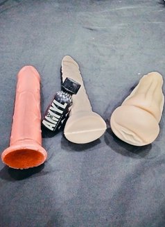 Lydia big cock - Acompañantes transexual in Al Manama Photo 9 of 9