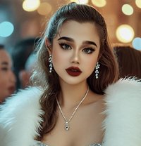 Lydia big cock - Transsexual escort in Doha